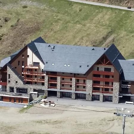 T2 cabine vue montagne Valnéa Peyragudes Germ Extérieur photo