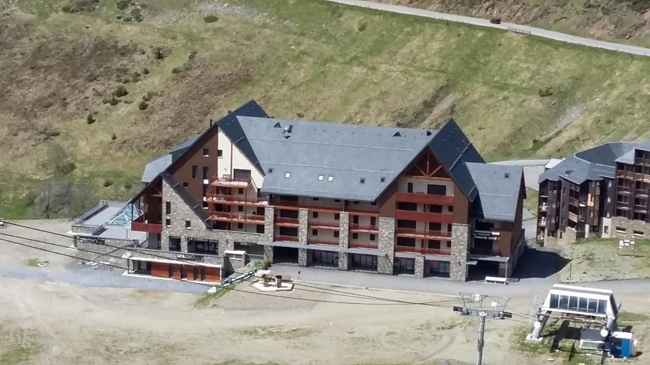 T2 cabine vue montagne Valnéa Peyragudes Germ Extérieur photo